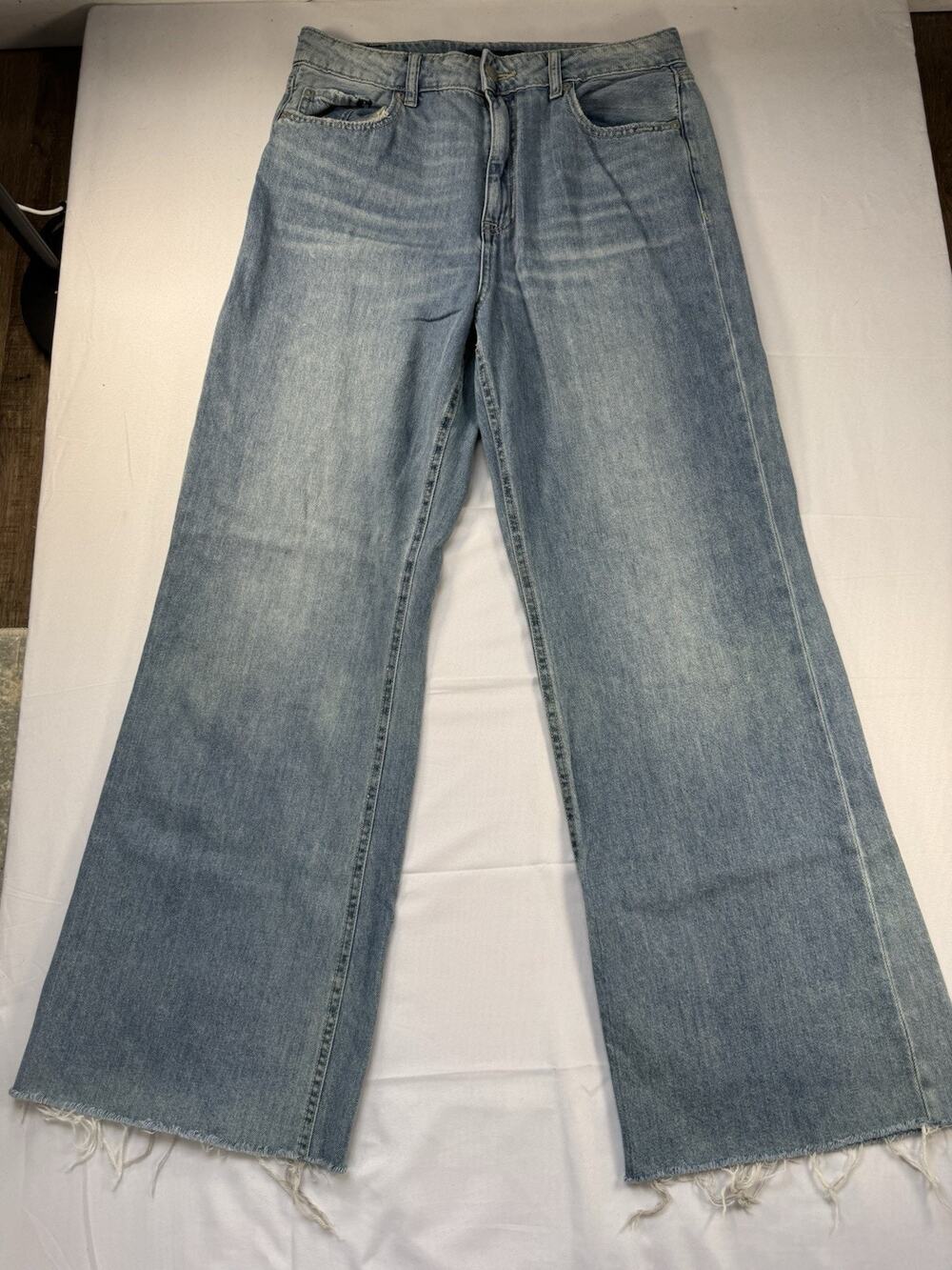 Aeropostale High Rise Wide Leg Light Wash Denim Jeans Women’s Size 12S